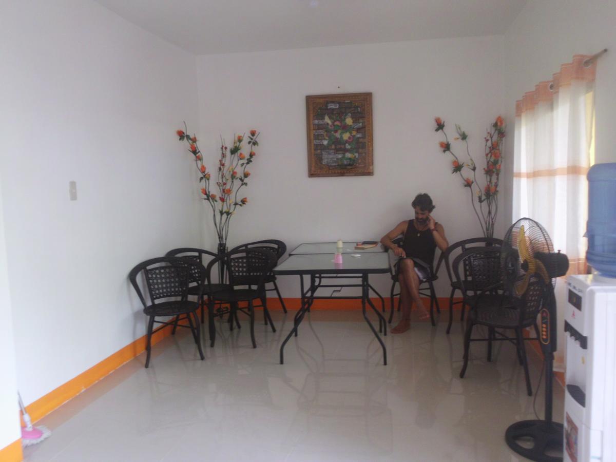 קורון Lan Bless Pension House מראה חיצוני תמונה